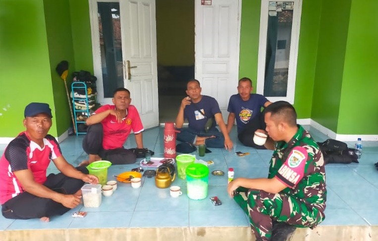 Babinsa Desa Talaga, Sertu Komar Hembara, Gelar Komunikasi Sosial dengan Masyarakat