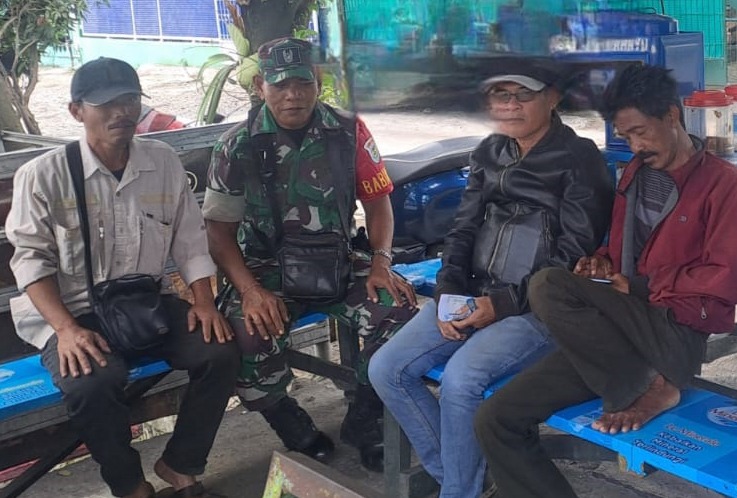 Babinsa Kertasari Gelar Komunikasi Sosial, Perkuat Hubungan dengan Masyarakat