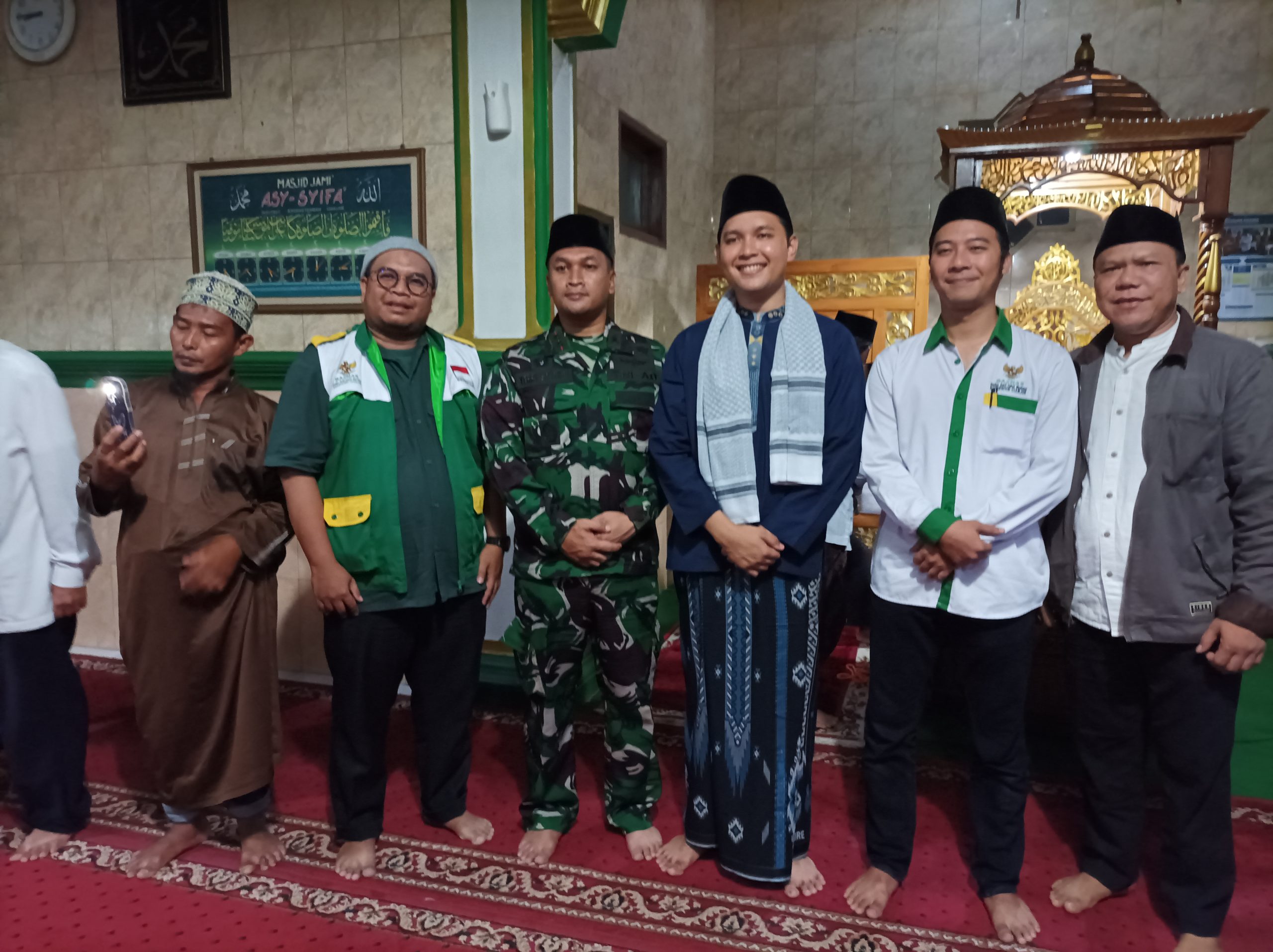 “Dandim 0608/Cianjur Hadiri Tarawih Keliling Forkopimda Kabupaten Cianjur”