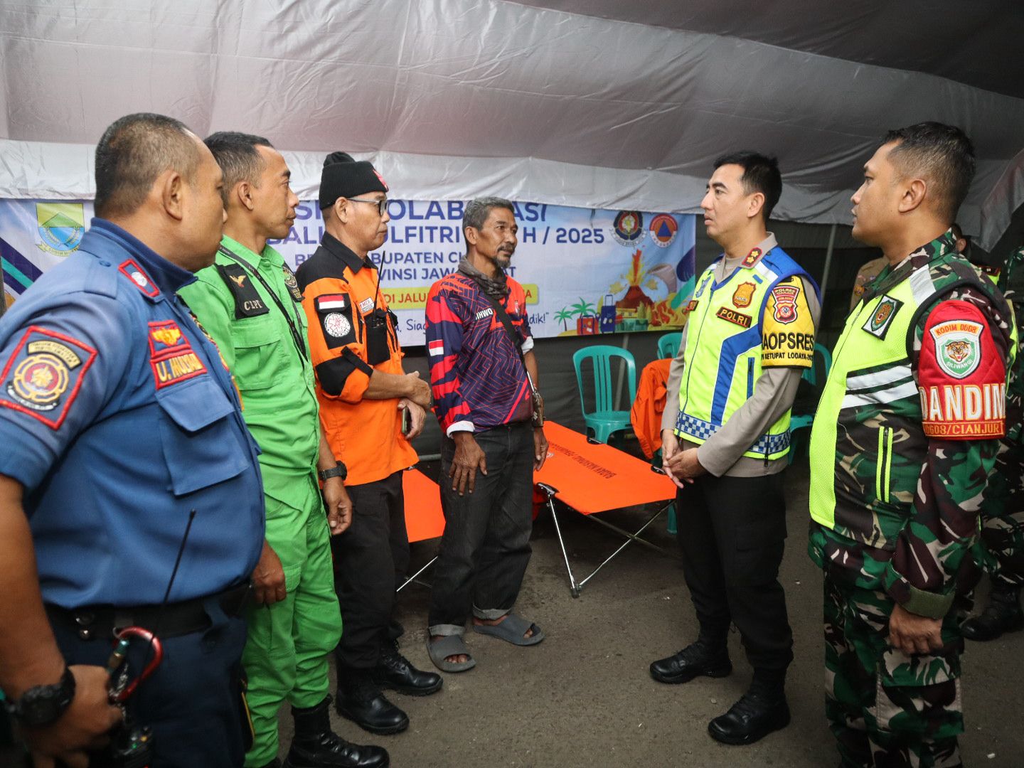 Dandim 0608 Cianjur dan Kapolres Cianjur Gelar Pengecekan Pos PAM dalam Rangka Ops Ketupat Lodaya 2025
