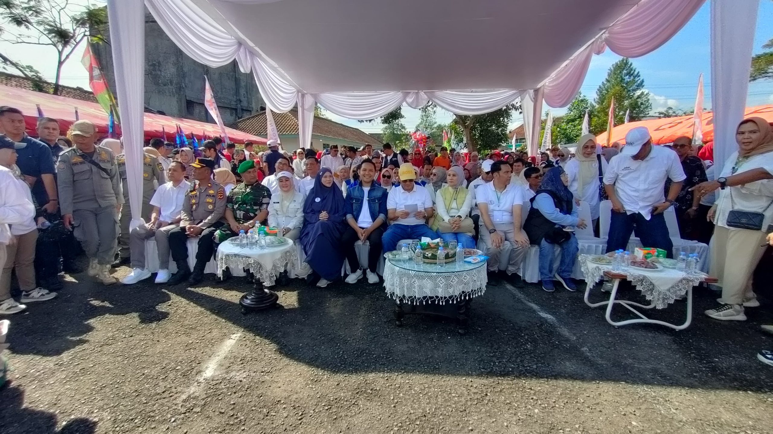 Ribuan Warga Antusias Hadiri Pesta Rakyat Kebangkitan Nasional di Cibeber