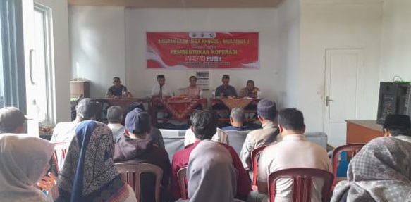 Babinsa Cimanggu Dampingi Pembentukan Koperasi Merah Putih