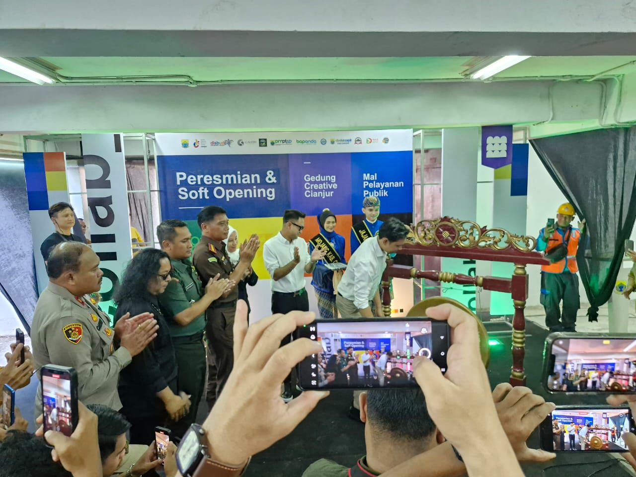 DANDIM 0608/CIANJUR HADIRI PERESMIAN GEDUNG CREATIF DAN MAL PELAYANAN PUBLIK