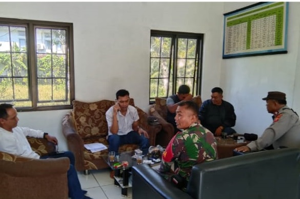 TINGKATKAN SINERGI DAN KERJASAMA, SERDA SESEP LAKSANAKAN KOMUNIKASI SOSIAL DENGAN TIM ANGGOTA PERTANIAN