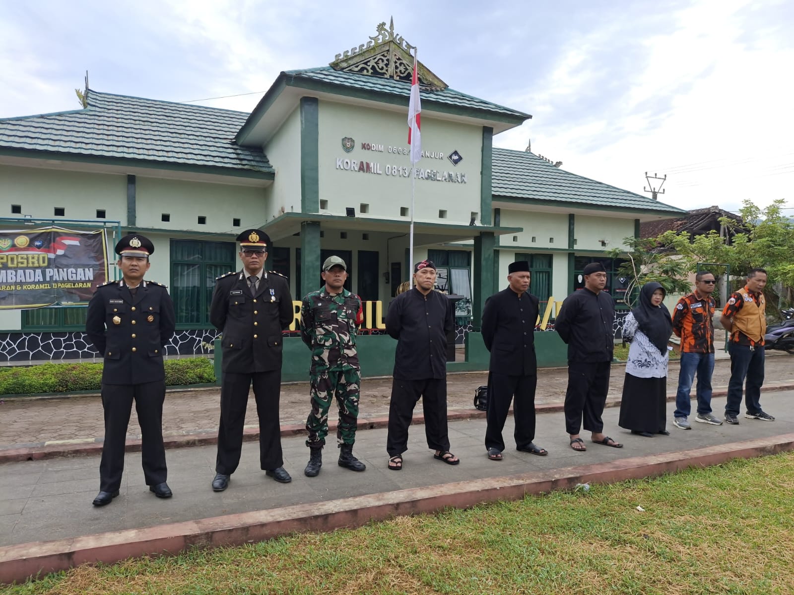 SERDA SOPAN WAGIANTO IKUTI PERINGATAN HARI LAHIR PANCASILA TINGKAT KECAMATAN PAGELARAN TAHUN 2025