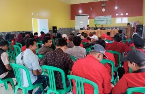 BABINSA DESA KEMANG HADIRI PENERIMAAN KKN UNIVERSITAS AL GHIFARI