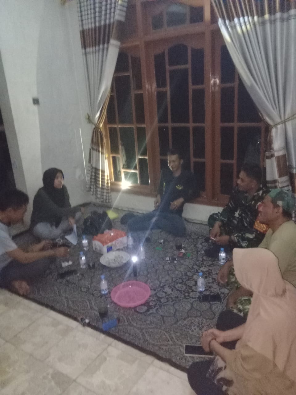 MUSYAWARAH PENENTUAN LOKASI DAPUR SEHAT BGN, BABINSA BATULAWANG DUKUNG KEGIATAN KEMANUSIAAN
