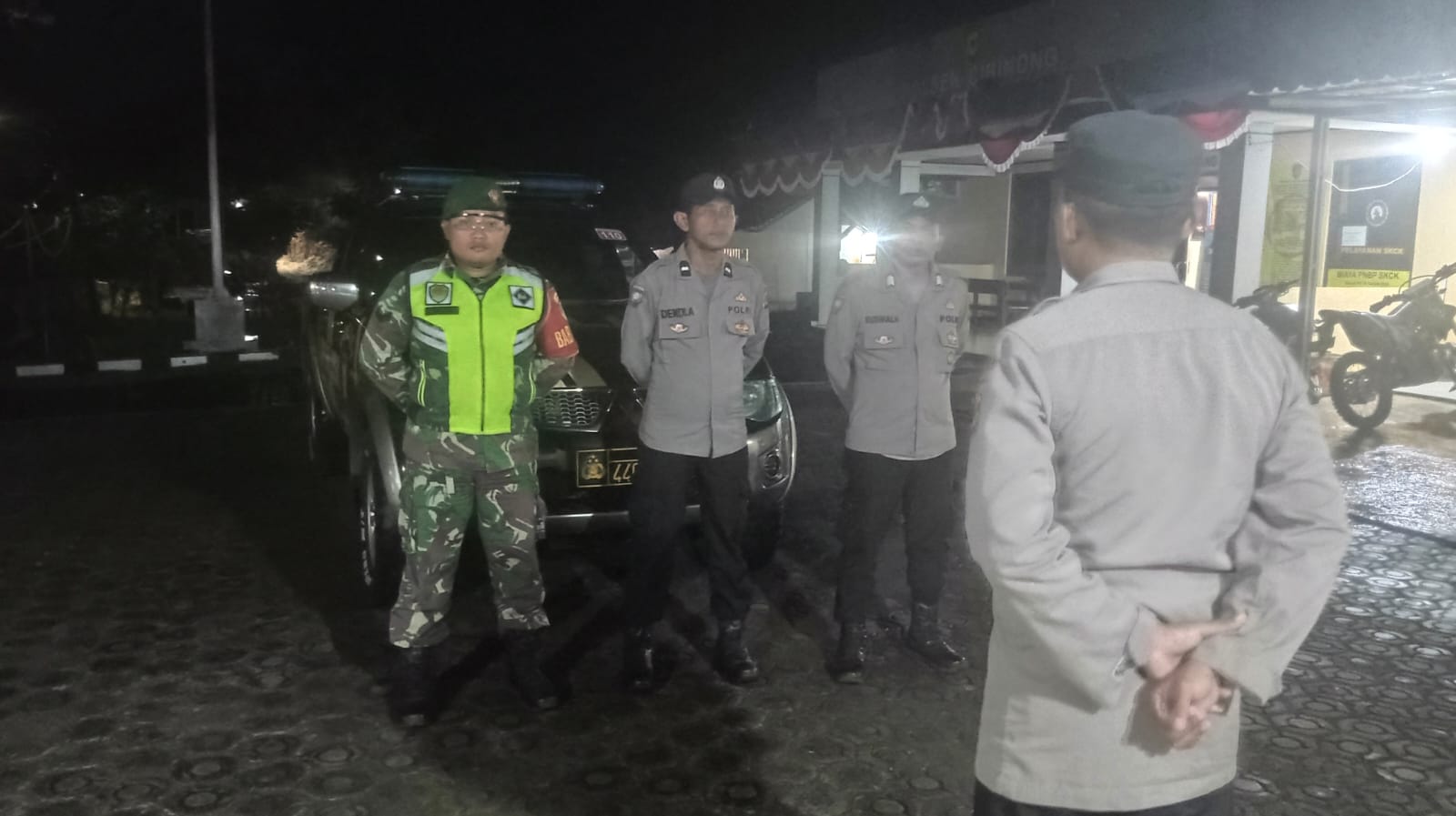 PATROLI RUTIN CIPKON: SERTU ASMAWI KORAMIL 16/CIBINONG SINERGITAS DENGAN POLSEK