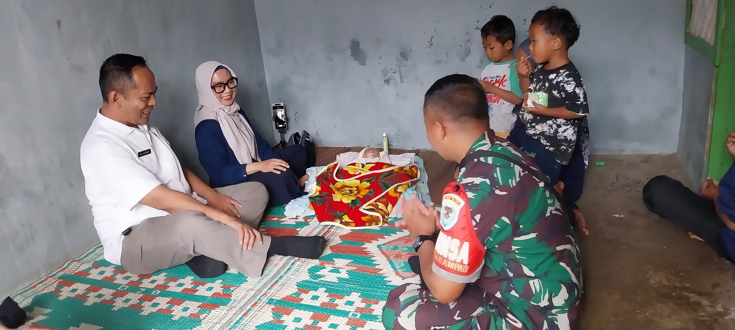 SERKA HENDRIK HADIR DALAM KUNJUNGAN CAMAT CUGENANG UNTUK PENGECEKAN STUNTING DI KP.CIHIEUKEU