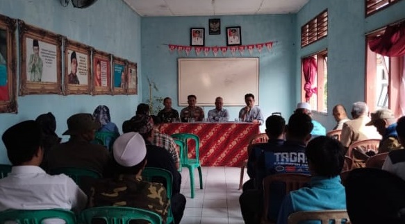 BABINSA DESA CARINGIN HADIRI RAPAT KOORDINASI TINGKAT KECAMATAN: MEMBANGUN KERJA SAMA UNTUK PEMBANGUNAN DESA