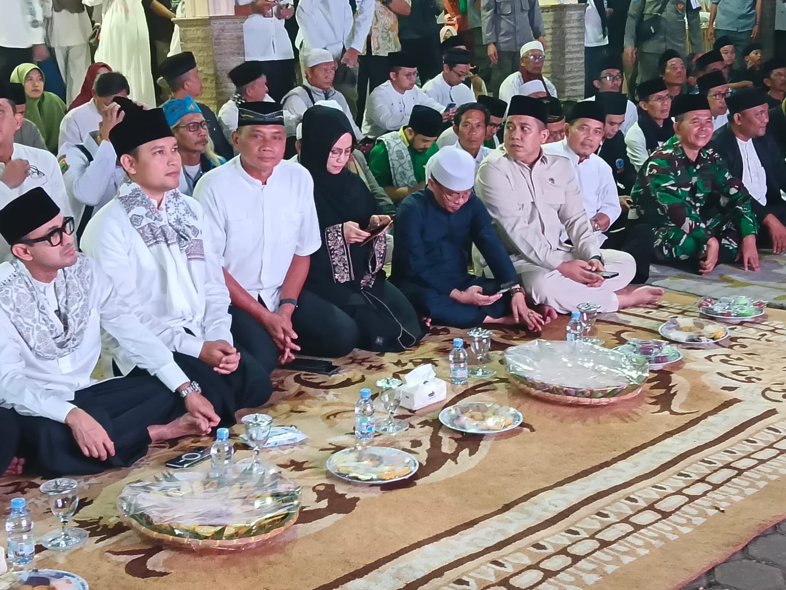 BUPATI CIANJUR ZIARAH KE MAKOM DALEM CIKUNDUL, DANRAMIL TUTURKAN MAKNA KEGIATAN