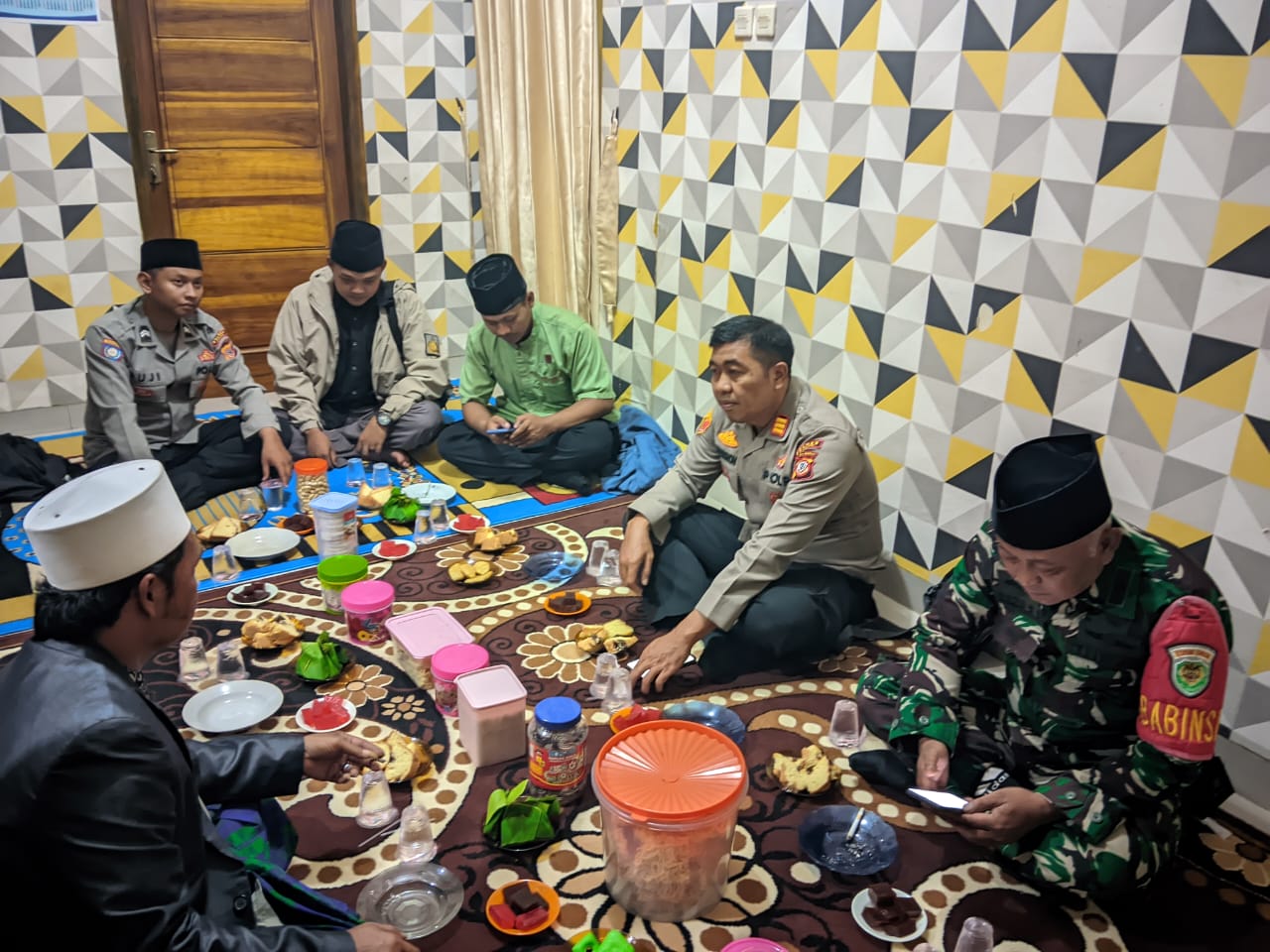 ANGGOTA KORAMIL 0608-16/CIBINONG MENGIKUTI TABLIQ AKBAR GEBYAR MUHHARAM IRMAS PERMATA