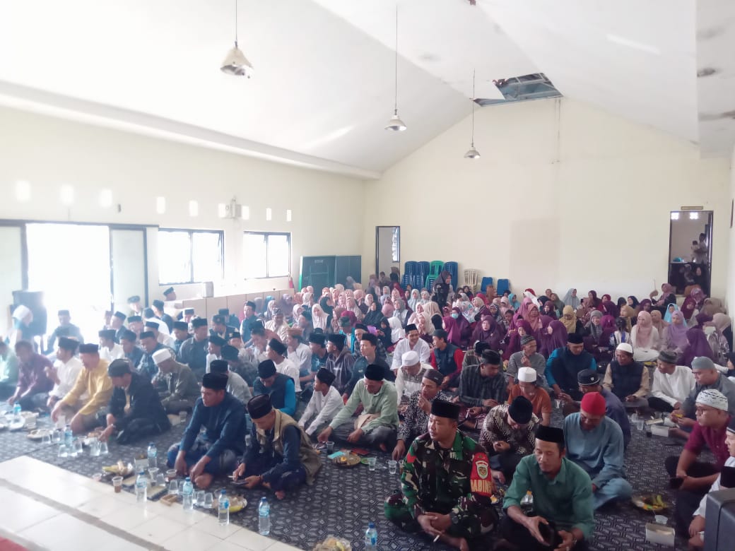 Babinsa Ciharashas Hadiri Peringatan Maulid Nabi Muhammad SAW, Wujudkan Toleransi dan Kebersamaan