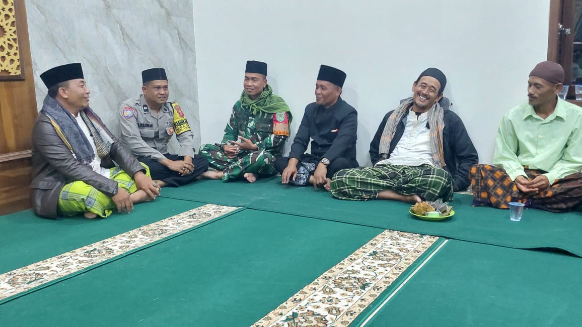 Babinsa Cijedil Menghadiri Peringatan Maulid Nabi Muhammad SAW dengan Tema Meneladani Adab dan Akhlakul Karimah Nabi