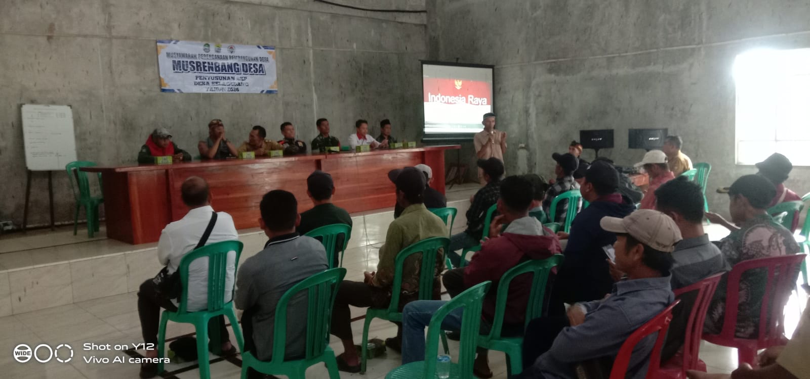 Serda Wawan Karmawan, Babinsa Selagedang, Menghadiri Musrenbangdes untuk Pembangunan Desa yang Lebih Baik