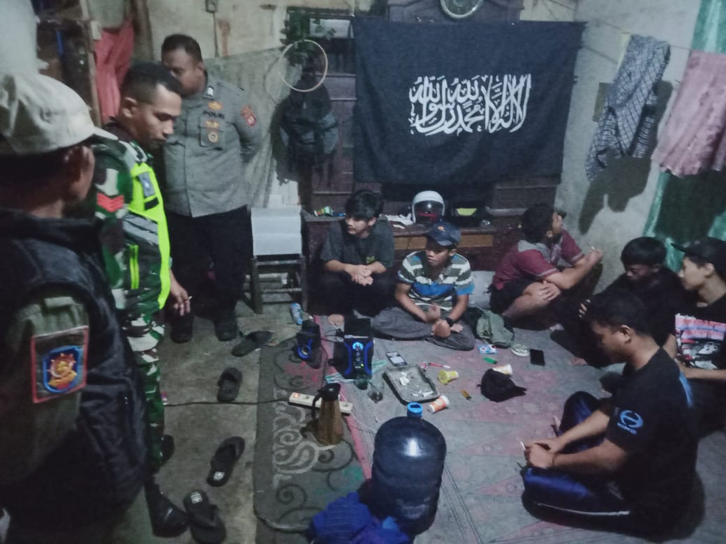Sinergi TNI-Polri dan Satpol PP Jaga Keamanan di Mande