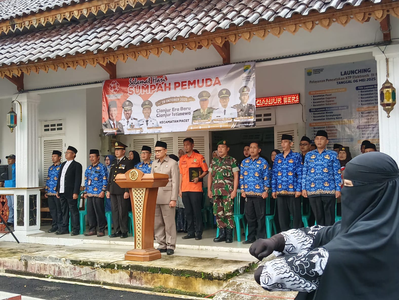 Serda Sujana Dampingi Upacara Peringatan Hari Sumpah Pemuda Ke-97 di Kecamatan Pacet