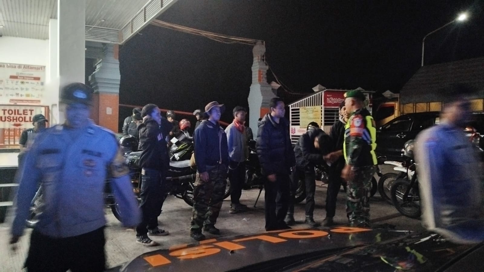Koptu Joko Santoso Pimpin Patroli Cipkon Gabungan TNI-Polri, Pastikan Cugenang Aman dari Gangguan Kamtibmas