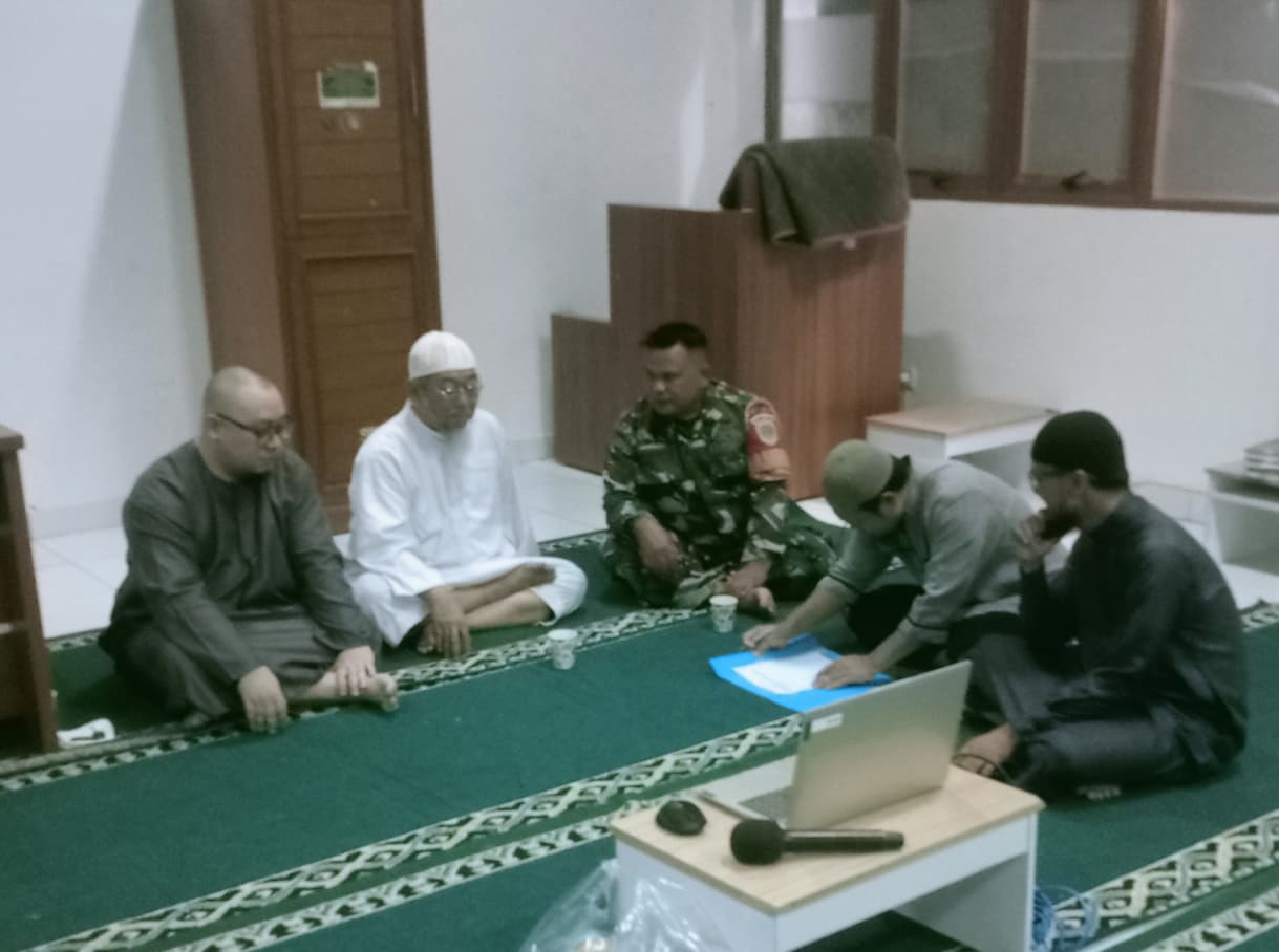 Babinsa Sirnagalih, Serka Didin Romansyah, Jaga Sinergi Lewat Musyawarah di Lingkungan Warga