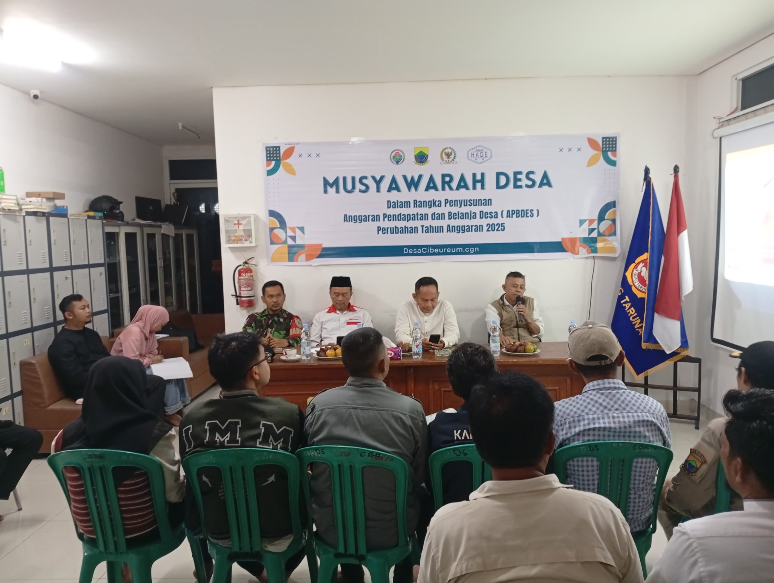Kawal Transparansi Anggaran Desa, Pelda KN Baihaqi Hadiri Musdes APBDes Perubahan Cibeureum