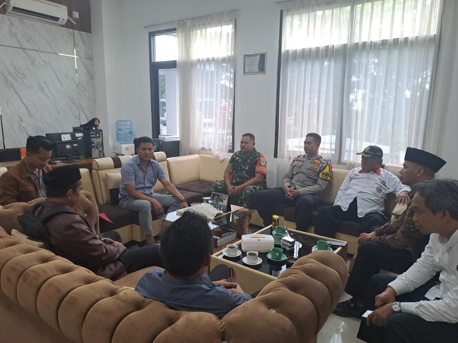 Penekanan Hukum Pengembalian Dana BUMDes Benjot, Babinsa Turut Hadir
