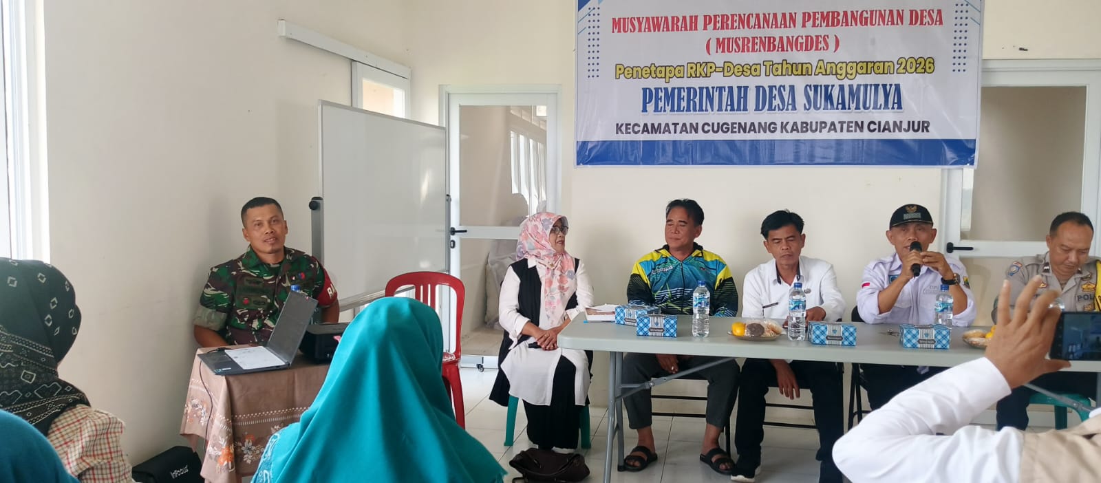 Serka Sarwono Hadiri Musdes APBDes Perubahan 2026: Babinsa Kawal Perencanaan Anggaran Desa