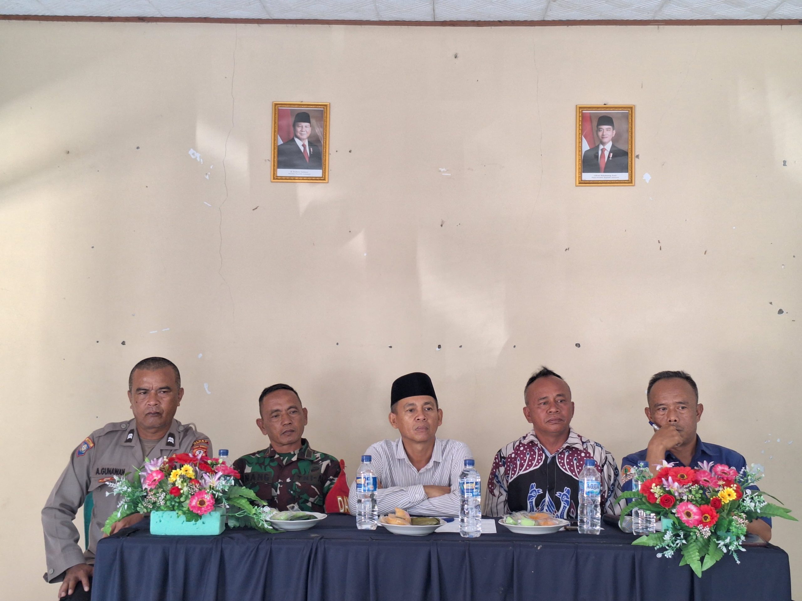 Danramil Mande Hadiri Musdesus Pergantian Ketua Ketahanan Pangan Desa Kutawaringin