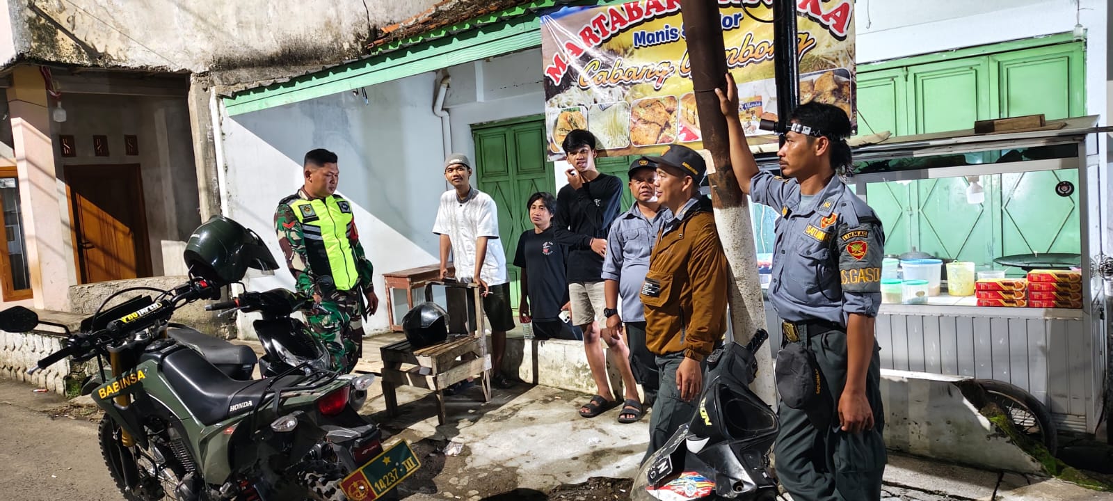 Sinergi Koramil 0608-05/Cugenang dalam Patroli Komduk Ciptakan Kondisi Aman