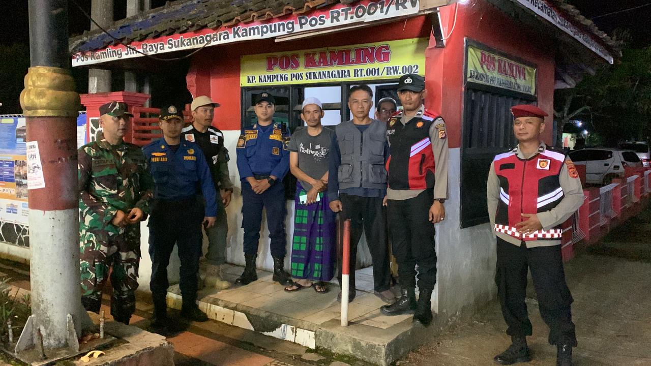 Sinergi Tanpa Batas, Pelda Cecep Julian Rahayu Kawal Apel Cipkon Gabungan di Sukanagara