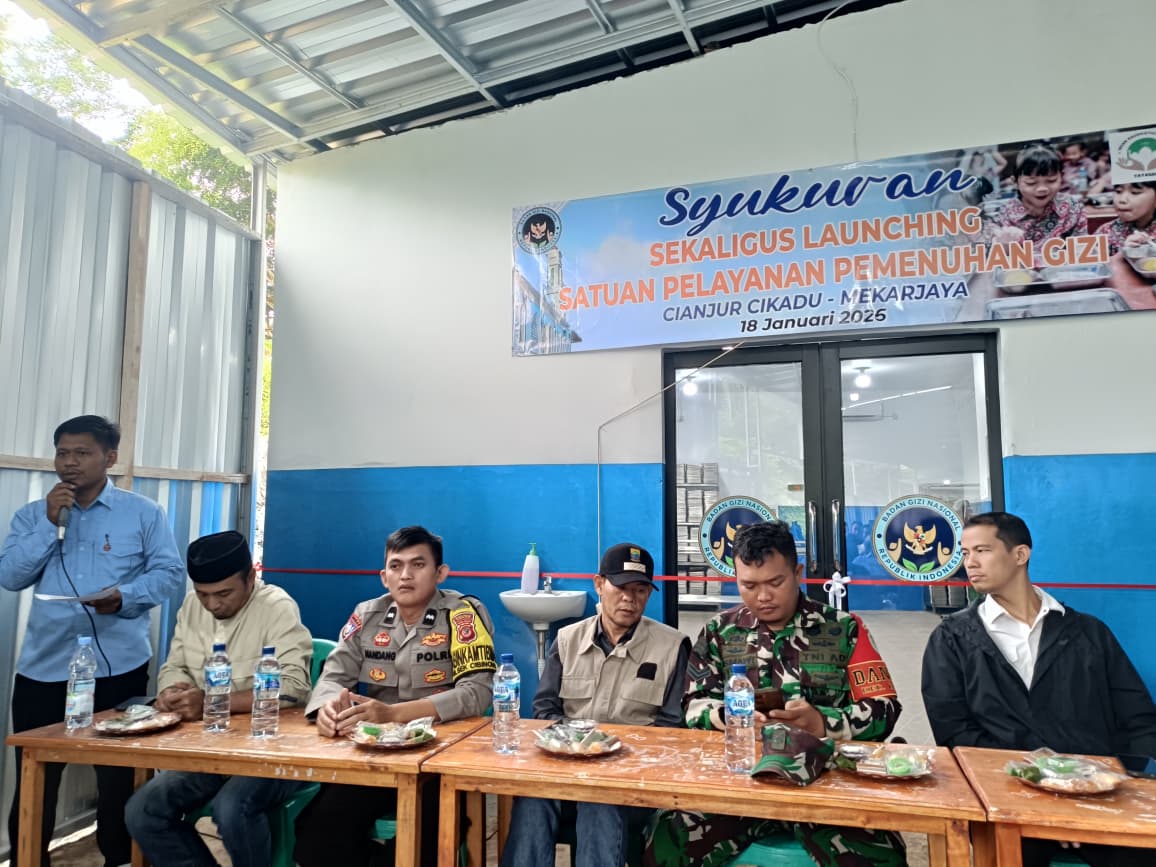 Danposmil Cikadu Kawal Pembukaan Program Makan Bergizi Gratis di Desa Mekarjaya Cikadu