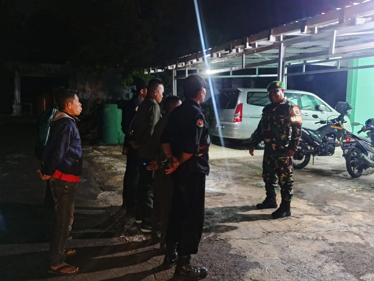 Jaga Kamtibmas, Koramil Cugenang Gandeng Komduk Gelar Patroli Gabungan Hingga Dini Hari