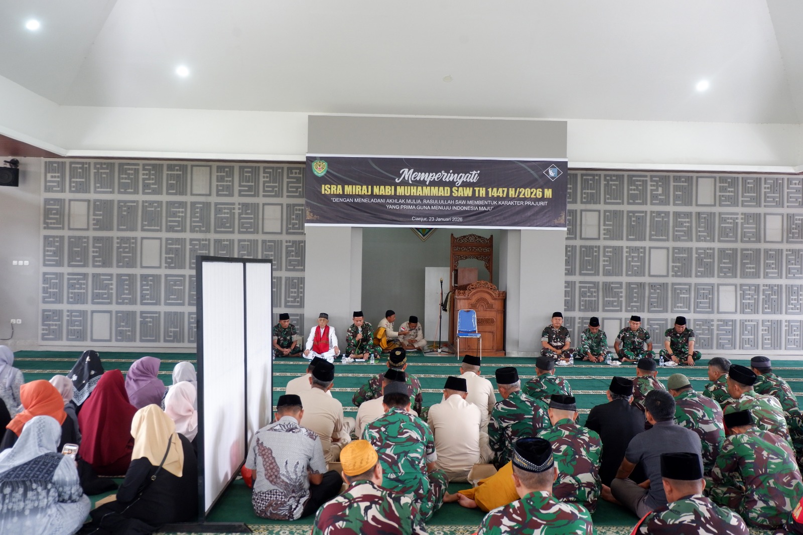 Tingkatkan Keimanan, Anggota Kodim 0608/Cianjur Peringati Isra Mikraj Nabi Muhammad SAW 1447 H