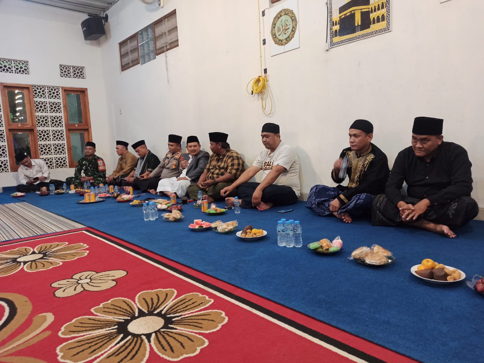 Mempererat Tali Silaturahmi, Babinsa Desa Panyusuhan Hadiri Peringatan Isra Mi’raj