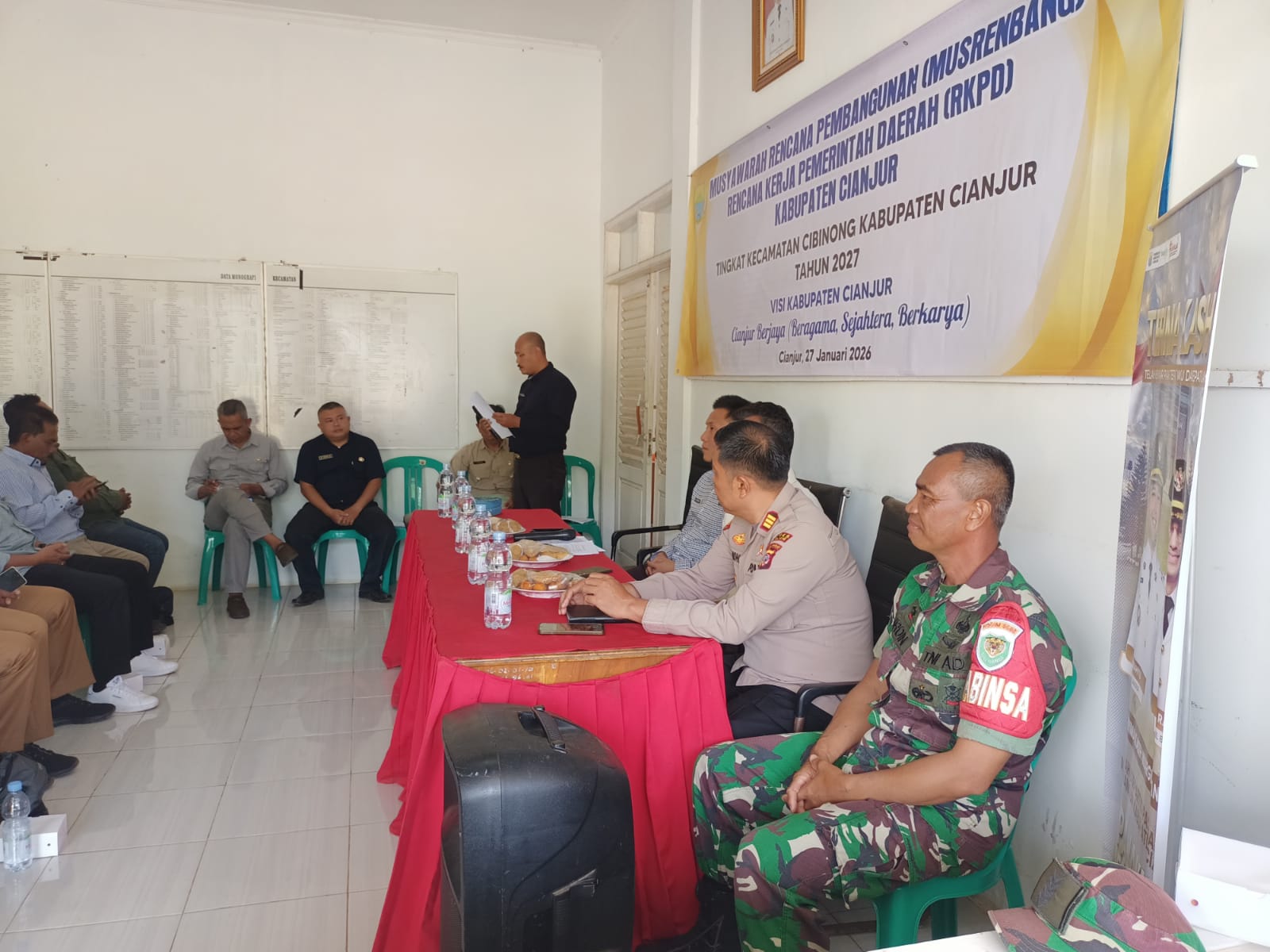 Kawal Usulan Pembangunan, Babinsa Serma Nurdin Hadiri Musrenbang RKPD 2027 Kecamatan Cibinong