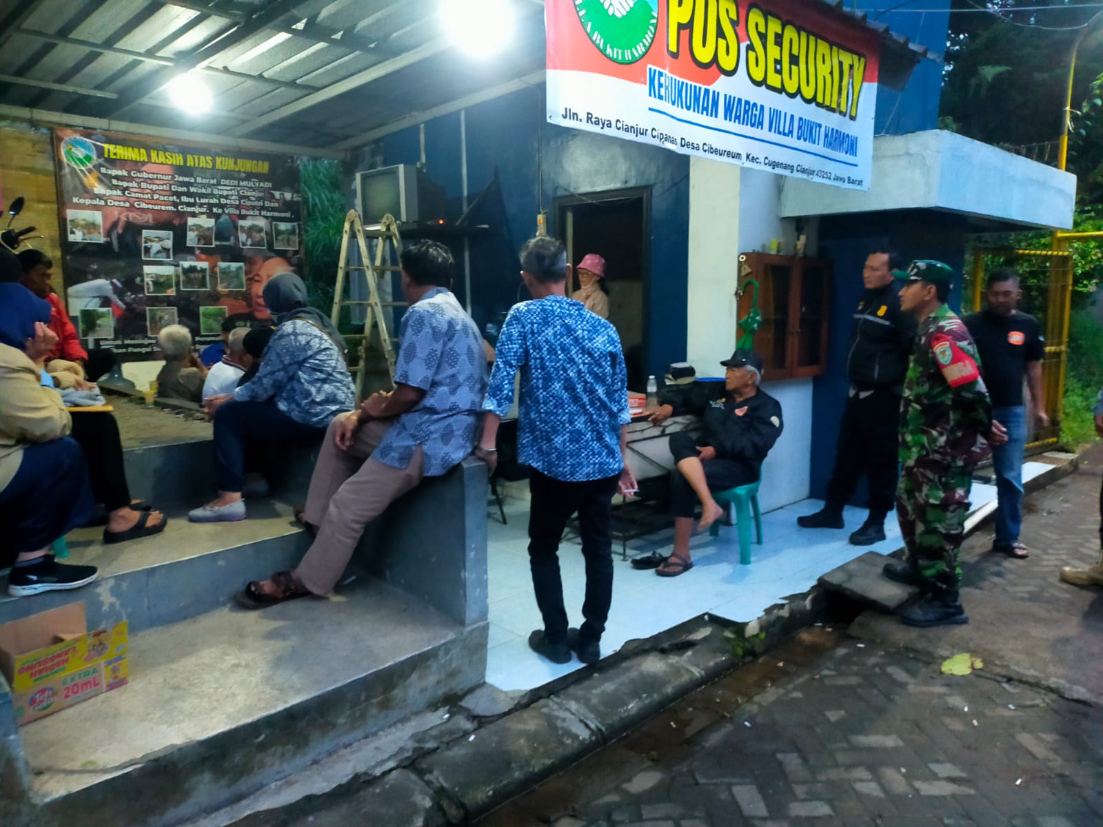 Pelda KN. Baihaqi Kawal Musyawarah Kepengurusan Warga Villa Bukit Harmoni di Desa Cibeureum