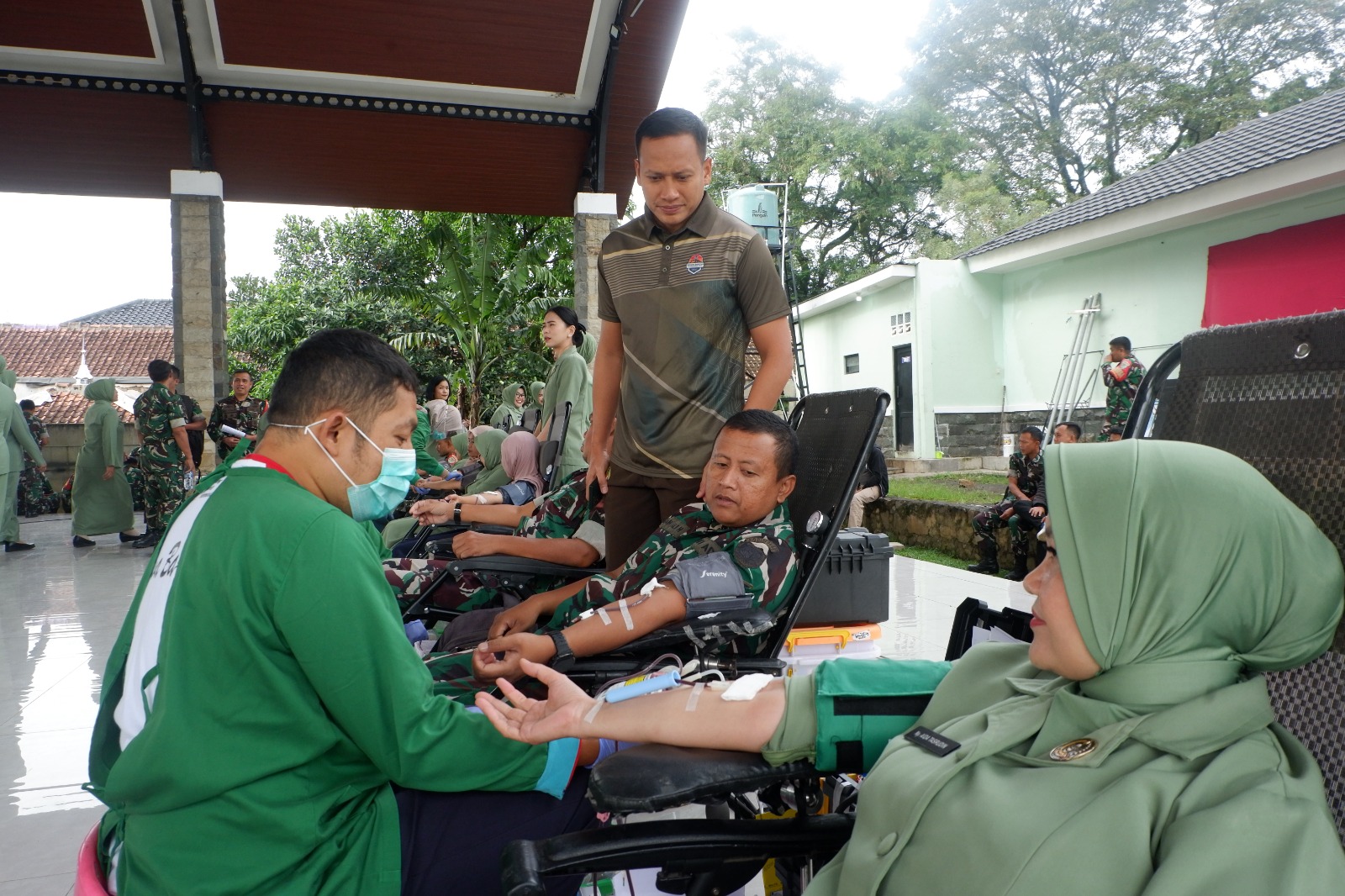 Peringati HUT ke-80 Persit KCK, Anggota Kodim 0608/Cianjur Kompak Donorkan Darah
