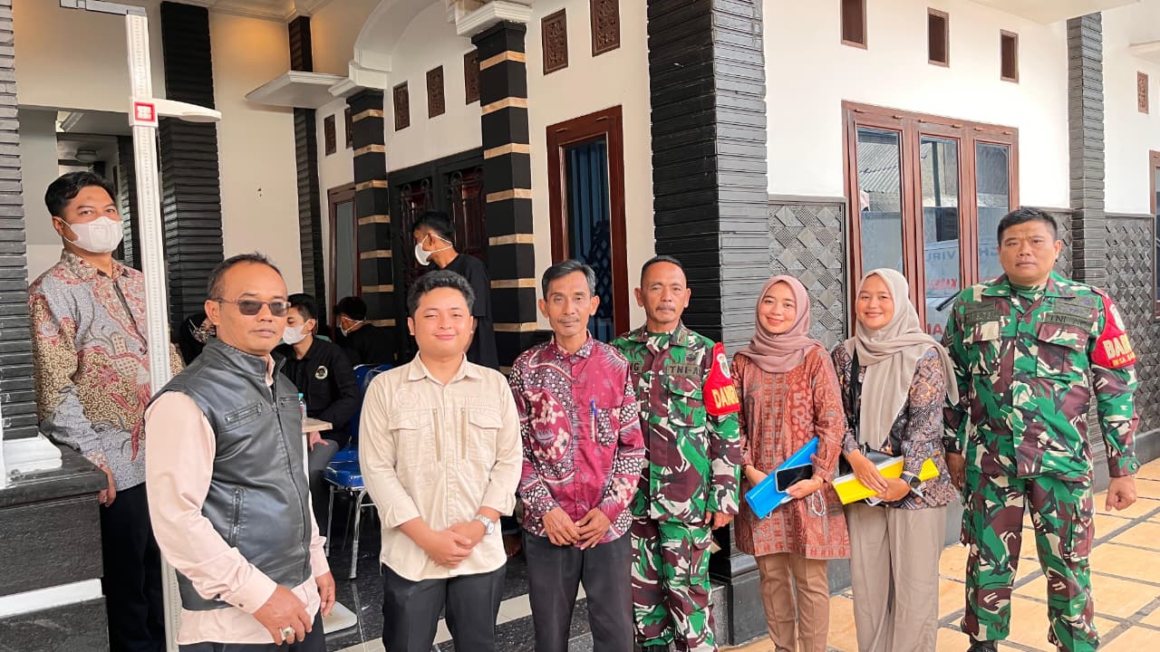 Danramil 0608-08/Mande Pantau Langsung Inspeksi Kesehatan Lingkungan di SPPG Bobojong 2