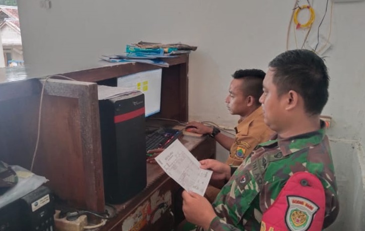 Perkuat Data Kewilayahan, Babinsa Desa Sukaraja Laksanakan Kegiatan Puldatater