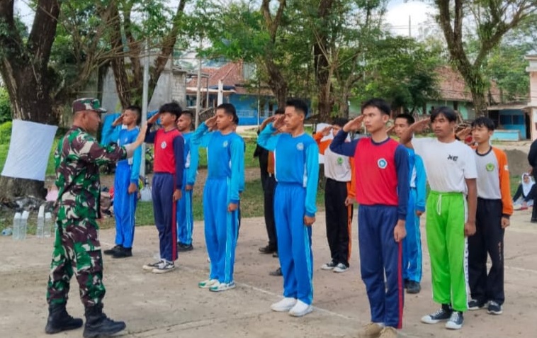 Pelda Sodikman Perkokoh Karakter Siswa SMK Cijati Melalui Kegiatan Bintahwil