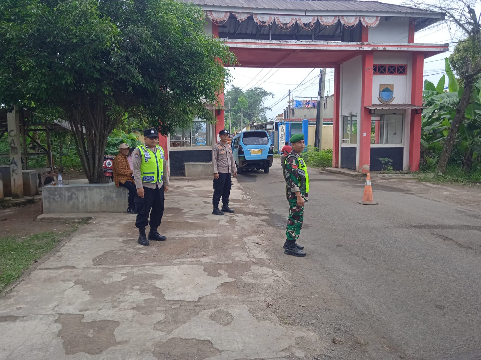 Kopka R. Taufik Pastikan Keamanan dan Kenyamanan Pemudik di Pos Yan Dermaga Jangari