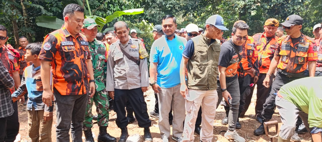 Sinergi Membangun Desa, Peltu Dudi Kawal Pembangunan Rutilahu Ormas PP di Cimanggu