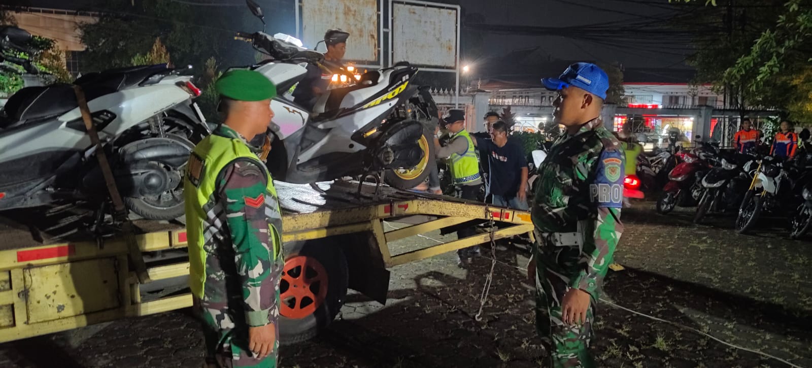 Sinergitas Kodim 0608/Cianjur dan Polres Cianjur Gelar Razia Knalpot Brong di Pusat Kota