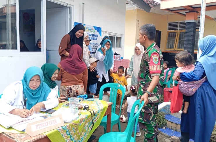 Dukung Kesehatan Masyarakat, Babinsa Bojongpicung Monitoring Giat Posyandu dan Posbindu