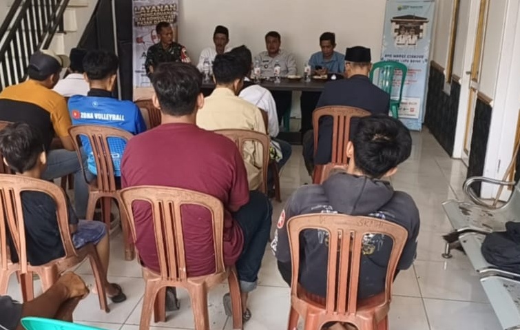 Babinsa Desa Cibodas Laksanakan Bintahwil Guna Perkuat Sinergitas dengan Ketua RW dan RT