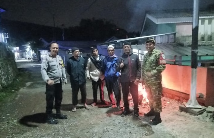 Perkuat Keamanan Lingkungan, Babinsa Sukamulya Serka Sarwono Gelar Bintahwil Bersama Warga